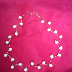 Pearl Choker