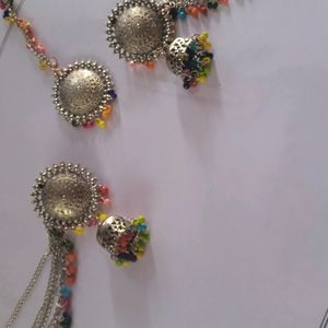 Earrings And Mangteeka Set