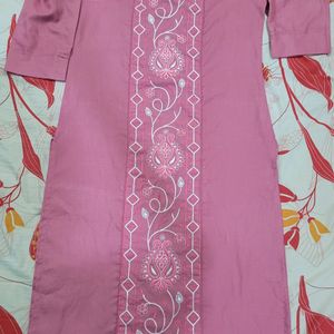 Beautiful Kurti With Embroidery 🌸