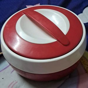 Red N White Used Plastic Casserole - 1000 ML