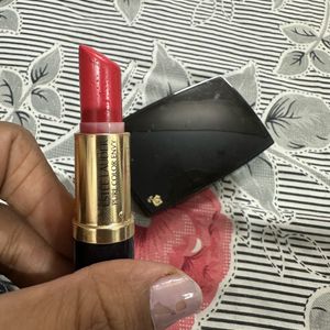 Estee Lauder Lipstick