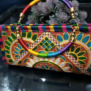 Fashionable Women Clutch