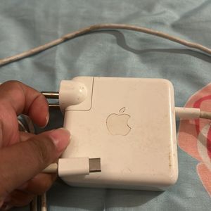 MacBook Air 61W USB-C Power Adapter