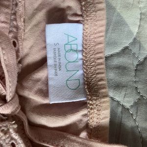 Abound Brand (Crop Sleeveless Top )