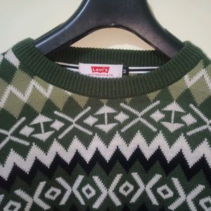 Levi's Sweater