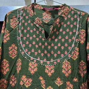 Anubhutee Kurta Set