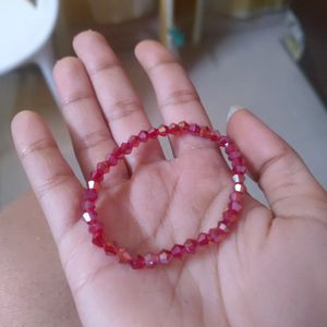 Shining Red Beaded Bracelet