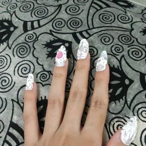 Vintage White Nails