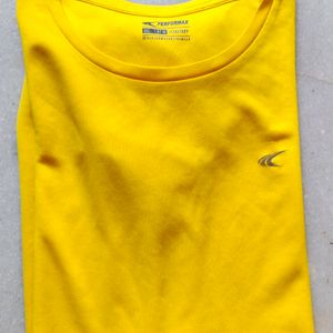 Selling - 💛 Fast Dry Gym T Shirt