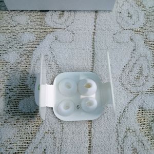 AIRPODS PRO GEN 2 (COPY)