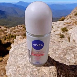 Nivea Natural Glow Roll On