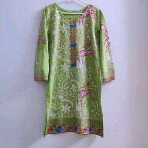 💚 Fully Embroidered Beautiful Kurta