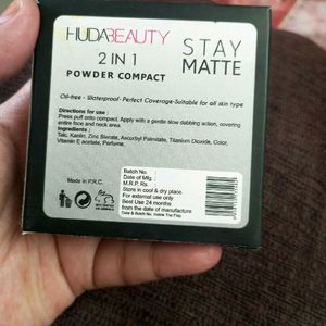 Huda Beauty Face Powder -2 In One