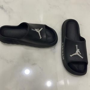 Jordan Comfortable Slippers