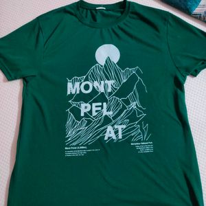 Green UNISEX Tshirt