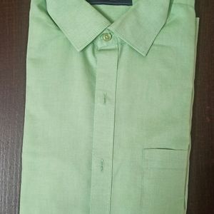 Premium Shirt Light Green