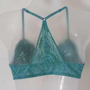 VICTORIA'S SECRET BRALETTE