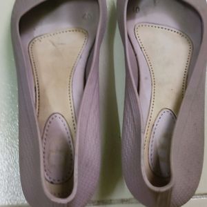 BEAUTIFUL ENGLISH COLOUR MAUVE RAIN SHOES