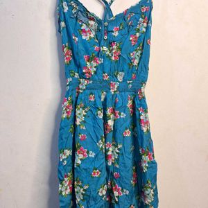 Cute Floral Printed Middie