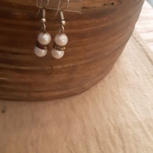 Pearl dangling Earrings