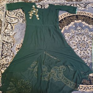 Beautiful Dark And Light Green Dress 👗