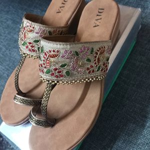 Kolahapuri  Best Quality Extra Soft Sandals