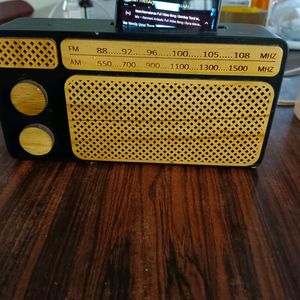 Radio Style Phone Amplifier