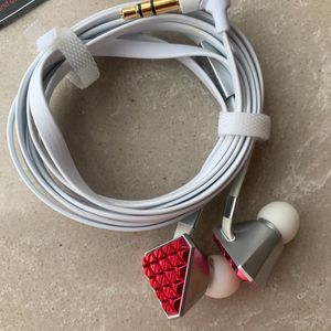 Lady Gaga Heartbeats Ear Headphones