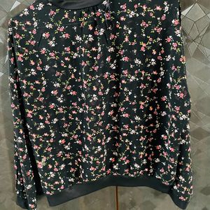 Daisy print Crop Top With satin Lace