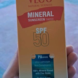 VLCC MINERAL SUNSCREEN Tined