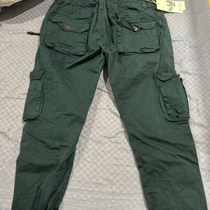 Dark Green Cargo Pant