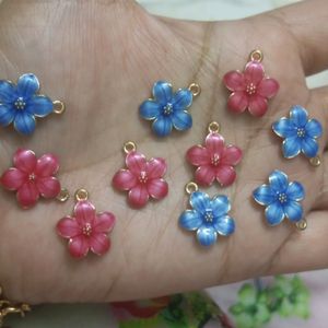 Flower Charms 10 Pcs