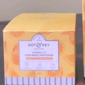 Dot Key sunscreen Moisturizer