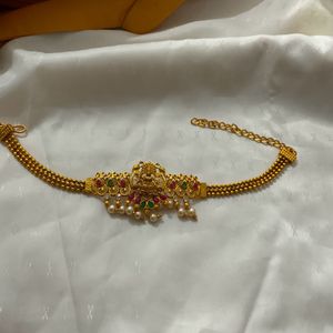 Gold Lakshmi Devi Kempu Pearl Vanki