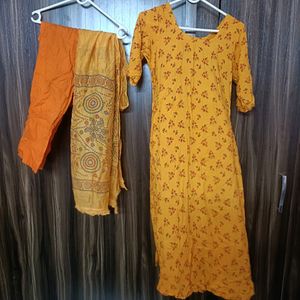 Nyra Kurti Set