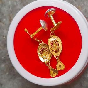 22c Hallmark Gold Earrings