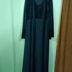 Abaya with free hijab