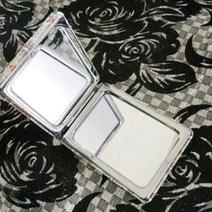 Compact Cosmetic Mirror