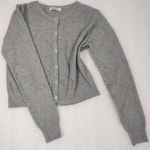 Fine Knit Soft Cardigan With Long Sleeves