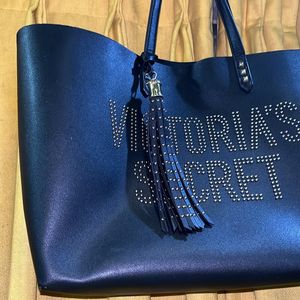 VICTORIA SECRET TOTE BAG