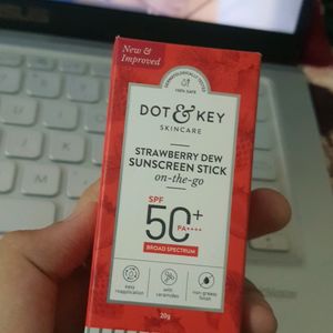 Dot And Key Stick Sunscreen