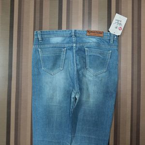 W-18 Size-32 Slim Fit Women Denim Jeans