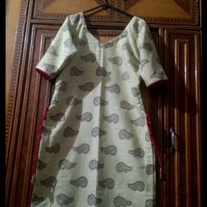 Line Green Kurti