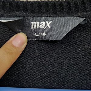 MAX Black Pullover