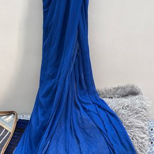 Fashionable party Wear Gown