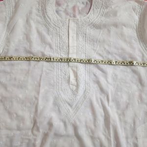 Men White Chikankari Kurta 2