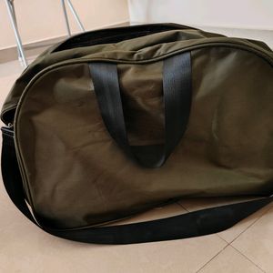 Brand New, Travel Duffle Bag (40 litres)