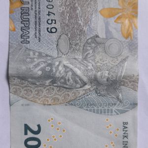 INDONESIA 🇮🇩  2000 Rupiah Note