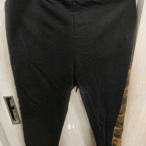 Black & Camforge | Sweatpants | Size 28