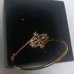 Avon Brand New Ruby Garden Openable Bangle/Bracele